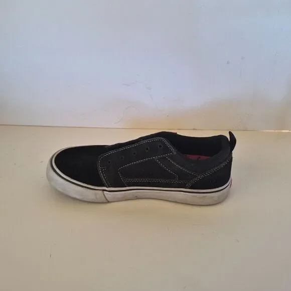 Airwalk Black White Low Top Skate Shoes Lace Up Sneakers Youth Kids SIze 3 US - Picture 6 of 11